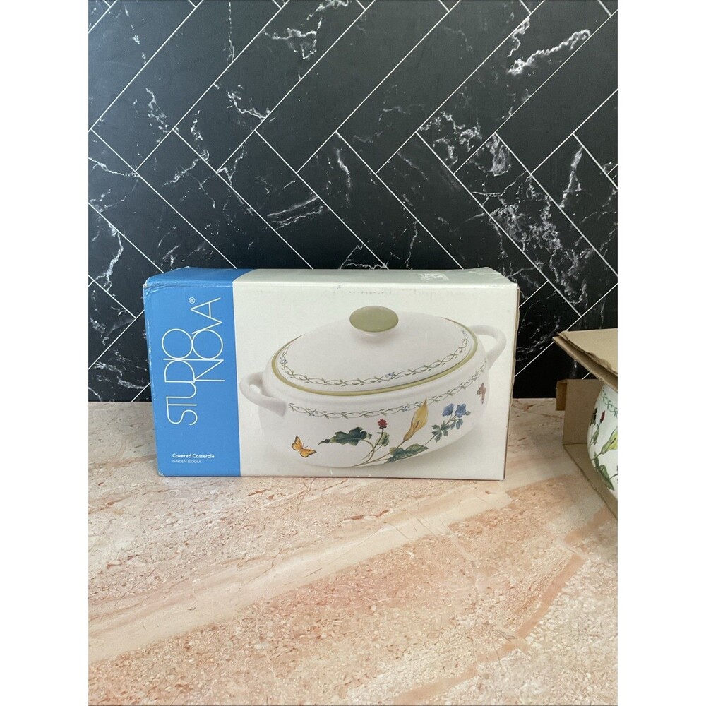 Vintage STUDIO NOVA Garden Bloom Casserole Dish w/ Lid.New